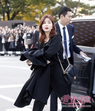 ˫�δ�鶼������Щ���ǣ� �������������»�ף��