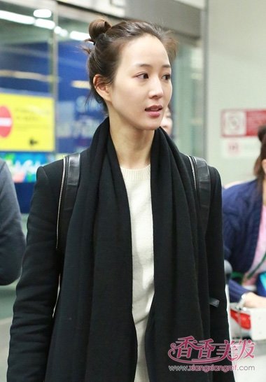 �ž����������ͷ��С���� ˲�仯������Ů��¡���Ͼ�