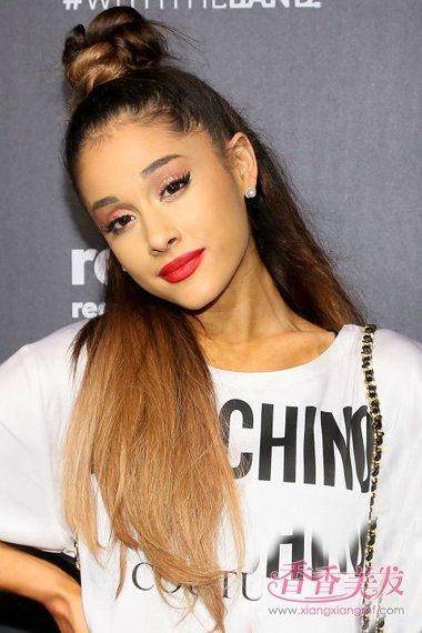 ��ô��Ƥ�������߷��� ����Ů��������