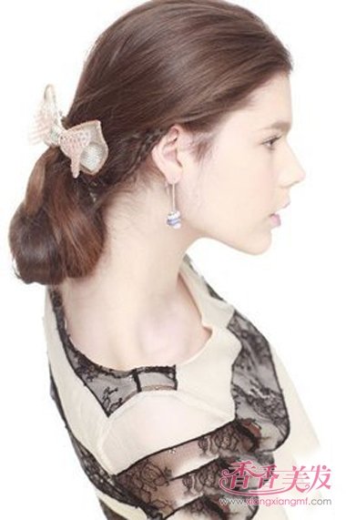 ʱ�ֵ�Ů�Է��� 2018����Ůʿ�����з���