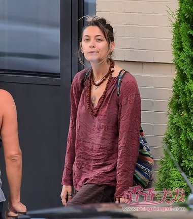 ����˹�ܿ�ѷ������ͷ���� �Ƕ�������ʱ�з���չʾ