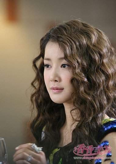 ��ͨ������ô��ˮ���� ��ʱ�ֵ�Ů���̷��������γ������ֵ