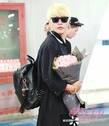 ������ɫ�ʴ�ͷ����ʼ ��־������ɫ�㿴������