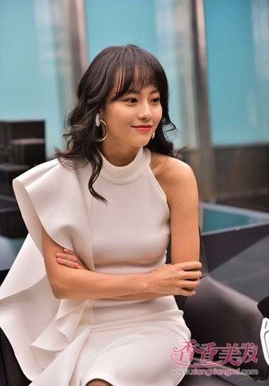 ��ů�����ż��߿����������� ϷƬ���е�Ů�Ƿ��ʹ���