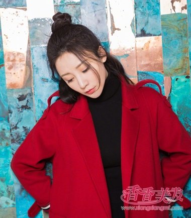 ����Ķ������ǵ�ɫϵ ���ҵķ��ͷ�װ�����