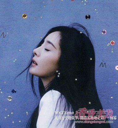 �����ķ�����Ƭ���� ��ɫ�����ݲ�����ʵ��