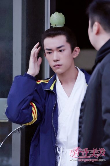 ����ǧ�����������ٹ�װ�� Ӣ���ˬ�Ŀ����ᷢϵ��