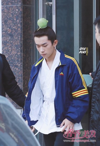 ����ǧ�����������ٹ�װ�� Ӣ���ˬ�Ŀ����ᷢϵ��