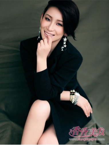 ʱ�������غ����ͷ������˿ȹ ��ʾŮǿ�˷緶�ᷢ���