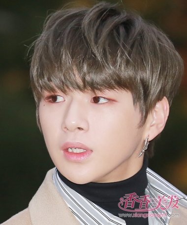 �������������ϰ�·������ �������ܷ��Է�ɫʤ��