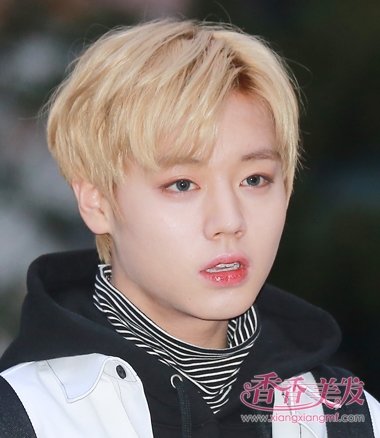 �������������ϰ�·������ �������ܷ��Է�ɫʤ��