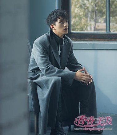 ��κ���Ĵ�Ƭ��ֹһ˫���� �̾����ɵ�ǰ����