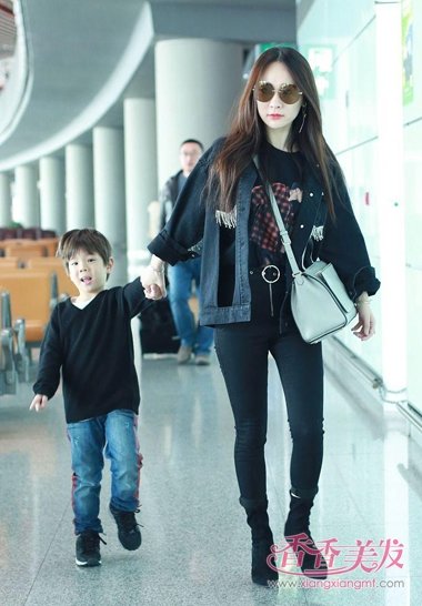 ��˼����ɢ����������� ����Ů���ǰ������ͳ���