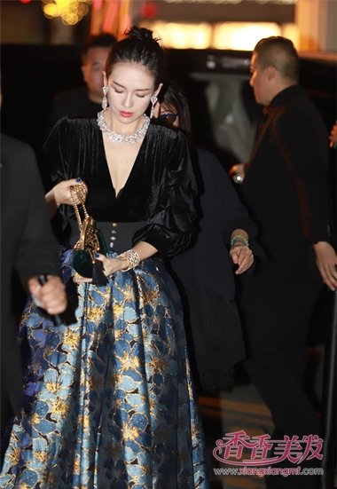 ıŮ����������˿���̷� ��ҫ������Ů���緶����