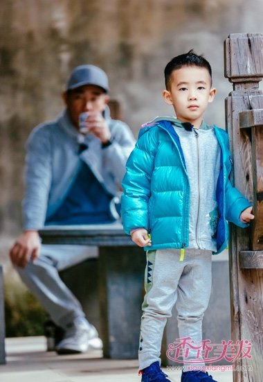 С��Ϸ����Jasper�����귢�ȴ� ��ͯ������˧������