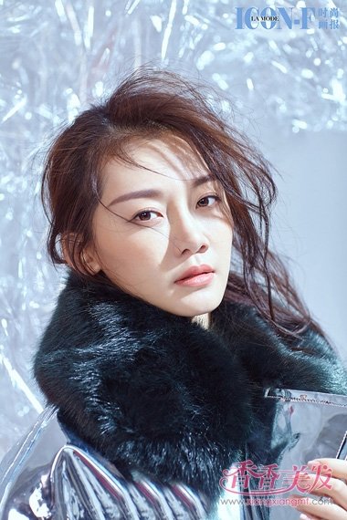 ����Ů����������д�� ˯���Ѿ���һ������λ