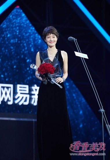 ��˾���ϯĳʢ���ڳ�� ���̻Ҷ̾������޵�����