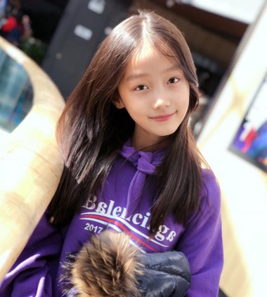 ��ޱŮ���������뻨�� ���˺������з���ʵ֤