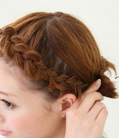 菠萝辫编发步骤图解 时尚好看女生编法