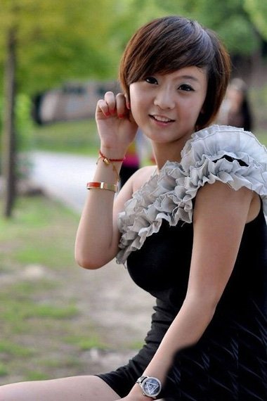 �������鷢����Ϊ��չʾ ����180�ȴ�ֱ���䷢��