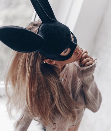 ��˵�����������ַ�ɫ �ܾ����Ʒ��ʹ�����ؼ�