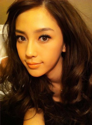 ��Ƥ���߻�ͷ�ʷ�ɫ �����ſ�Ů��������