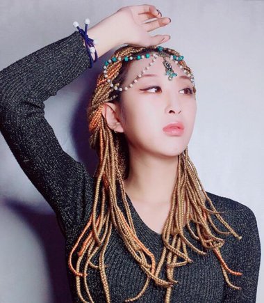 脏辫头皮屑怎么洗 脏辫洗头要拆吗