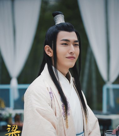 ������ף�ٳ��°� Ψ����װ������������ø�ֵ