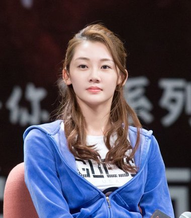 睡不醒发型怎么扎头 睡不醒中短发各种扎法