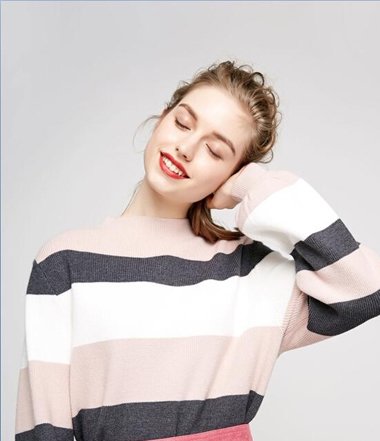 ůɫë�³ɾ�ְ������ ����Ů������ô��ͷ��