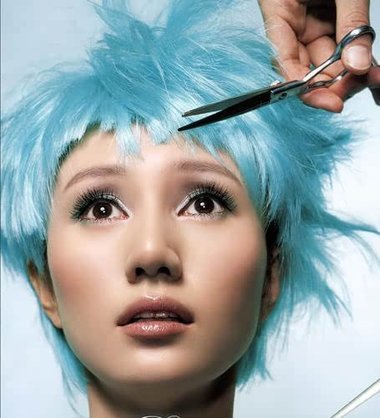 ����Լ����������� Ů���������̳�