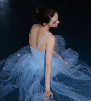 �ж����赸���ͱ�������� ���߾����̷�������