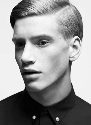 ����Ӣ��ʽ��ʿ�ж̷� �����з�����������