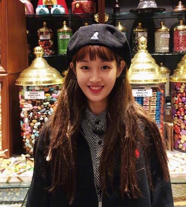 ������Ů������湷������ ��ͷ����η������