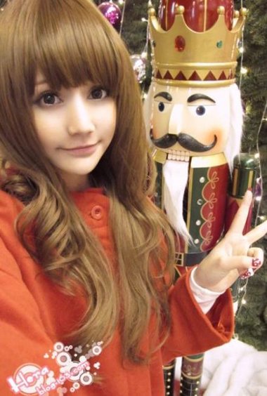 ����ɫƴ�Ӵ����ͷ�� ��ͼ������ĳ���ɫ��