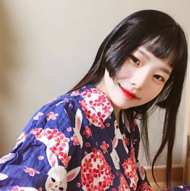 �������������д��·��� ����Ů���ǹ�ע������