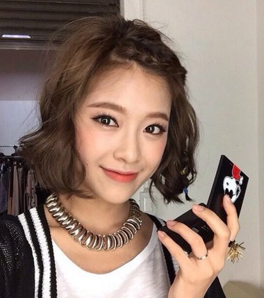 ����Ů����ö̷������� ��ֹƻ��ͷһ��