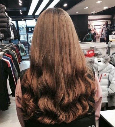 ͷ������ô��Ů�� �෢��ˮ�����������Ӻ󱳶���