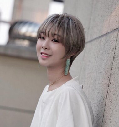 ��һ�ǲ���ͷ��������Щ���� ʷ�������ն̷������鴫