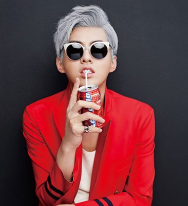 ���Ǳ���С�к��Ǳ�����˧�� �ҳ���������ɫ�Ķ�������