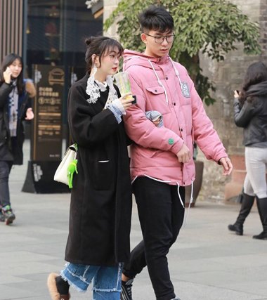 �����Ͷ���ɰ������״ 2018������µ��������а������