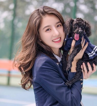 ���ѳ��ܰΪ����У�� ����ЩŮ�Ƿ�˿��ʾ����