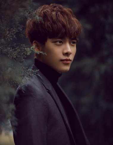 ��ͷ��������Ƥ��·���� С��˧���̷�����ɫ