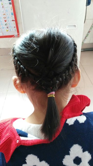 С�����ı෢�̳�ͼ�� Ůͯ���ӷ���ͼƬ