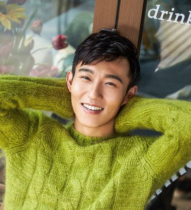 男生头发长得快还能留寸发? 比寸发长一点就这么梳