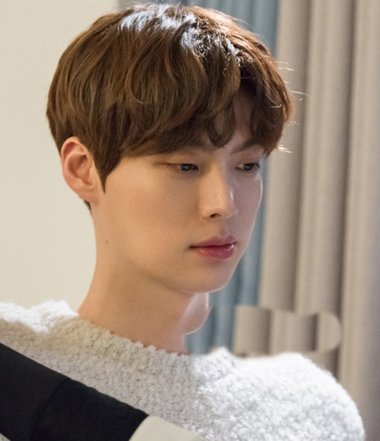 С�۾����������������� 90��Բ���ʺϵĶ̷�