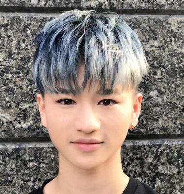 �����������ͷ�����Ǻ�ɫ ���ѡ������ɫȾ����ͷ