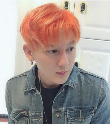 �����������ͷ�����Ǻ�ɫ ���ѡ������ɫȾ����ͷ