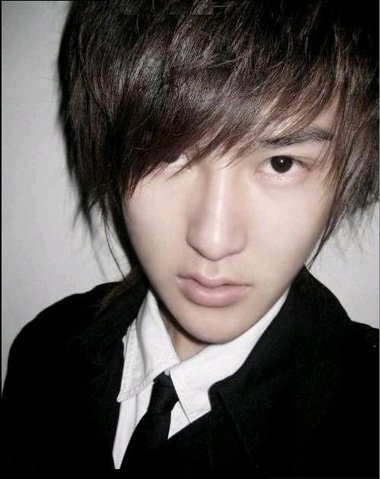 ����������б���������� �ɶԳ���˧�ᾭ��̷�