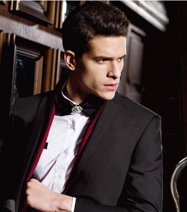 �ܲ��д���װ����ʲô���� ���������̷����ٱ�����Ӣ��